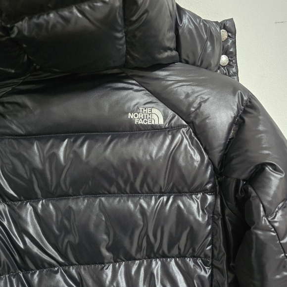 The North Face black Menlo belted puffer down jacket size S - Picture 13 of 15